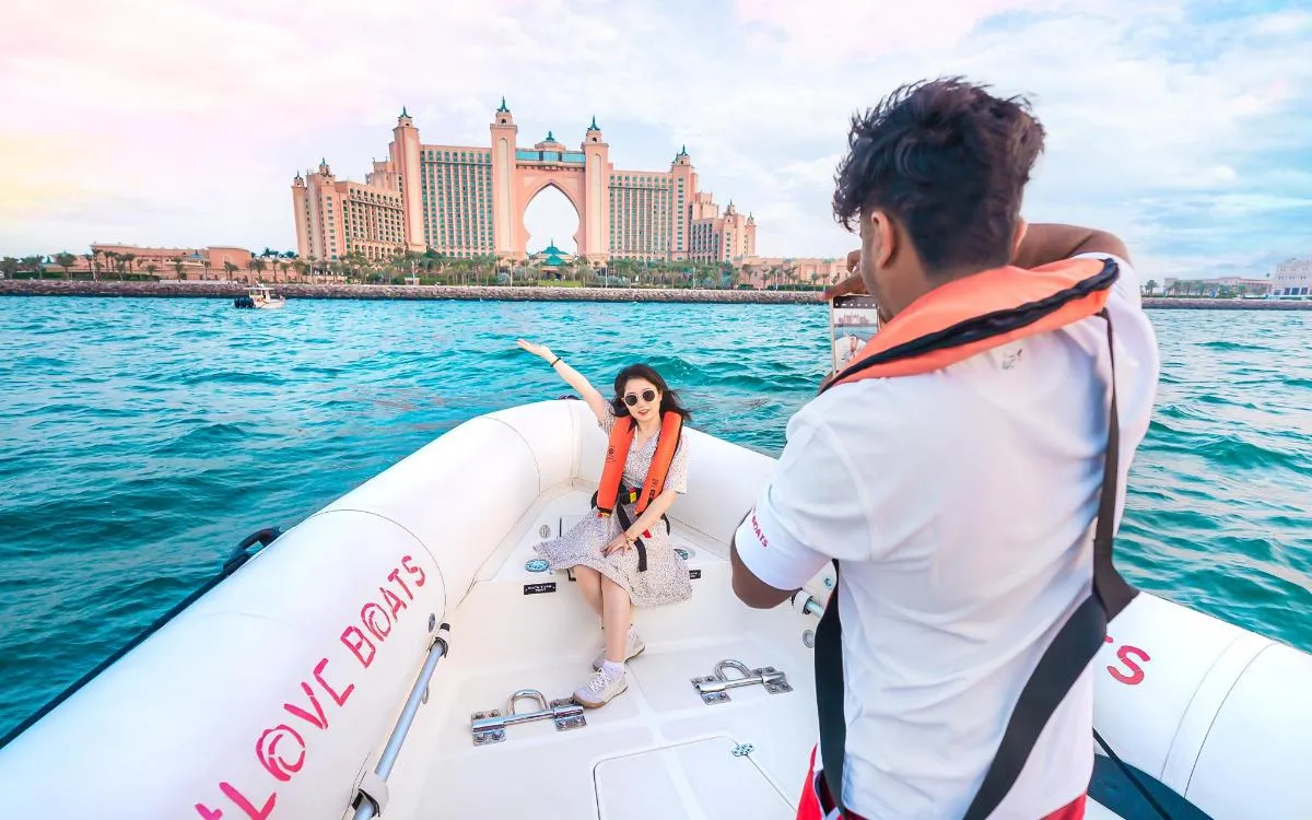 Image 5 of Dubai Marina Speedboat Tour
