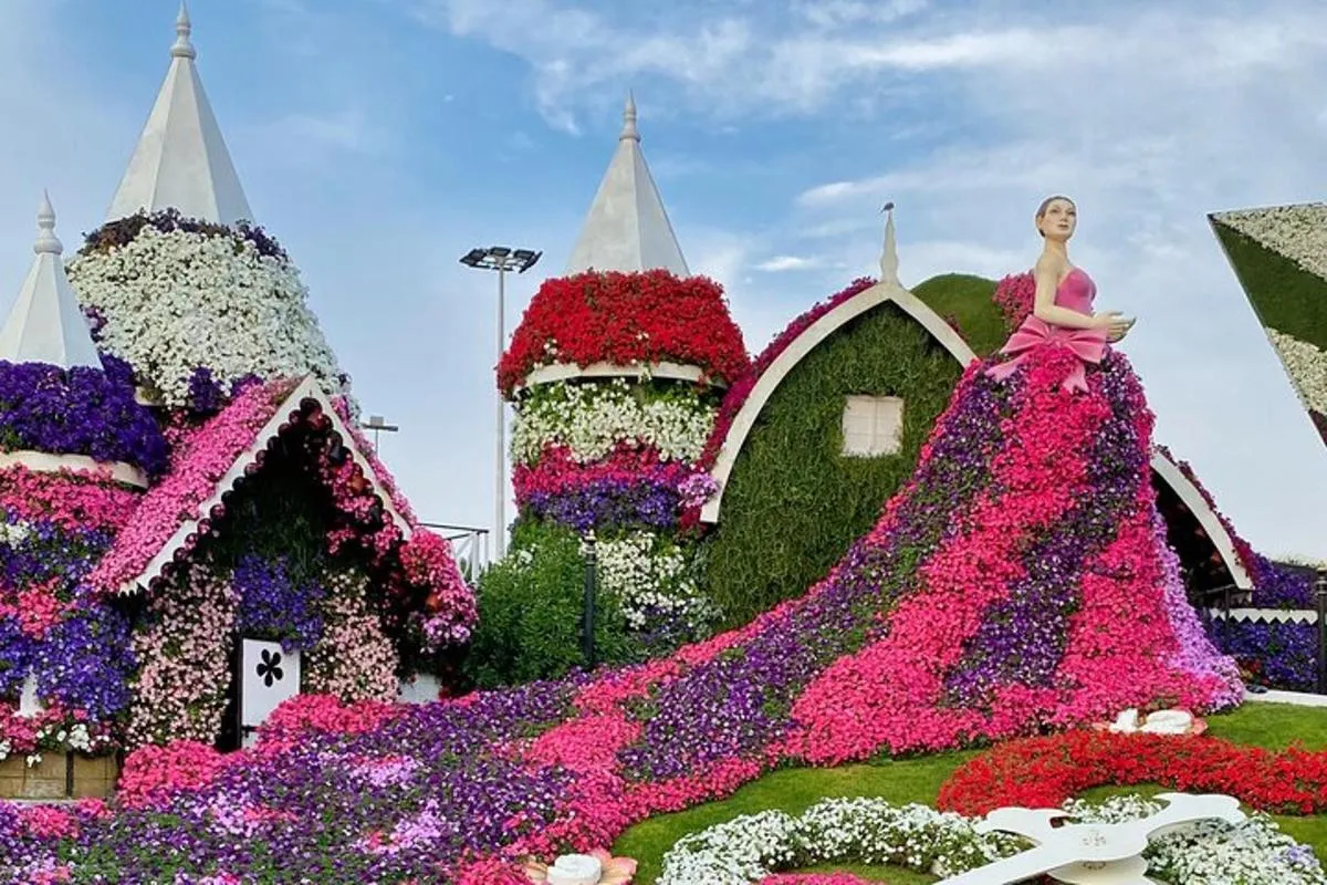 Image 1 of Dubai Miracle Garden Admission Ticket with Hotel Transfer