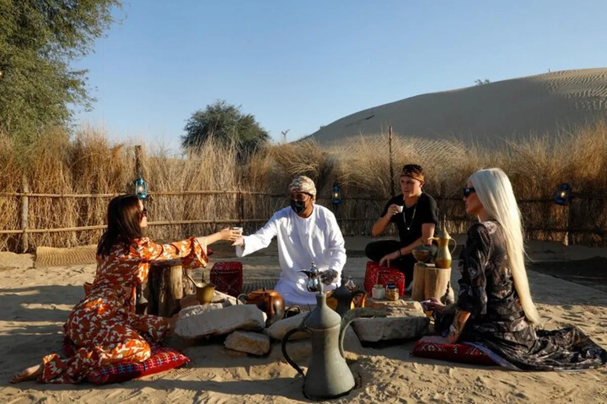 Image 3 of Dubai: Morning Safari by Vintage G Class & Al Marmoom Experience