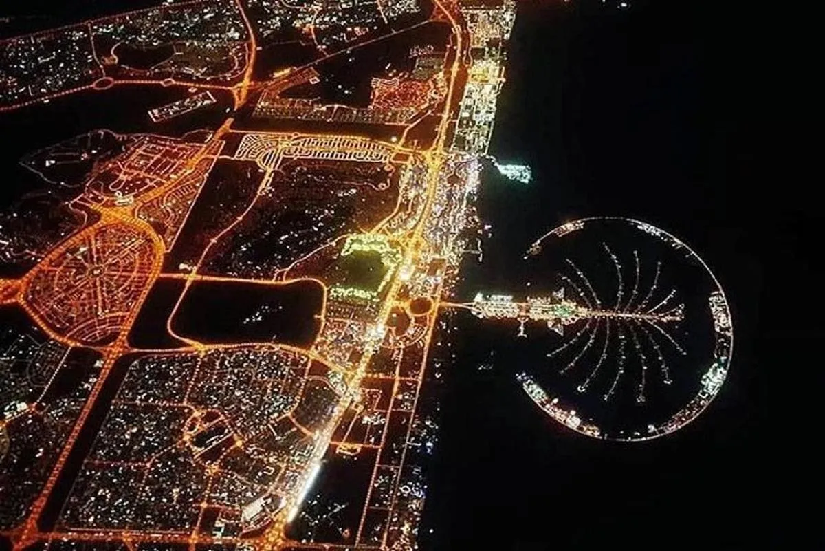 Image 2 of Dubai Night Circuit with Dubai Fountain !! Private Dubai Tour at Night Lights !!