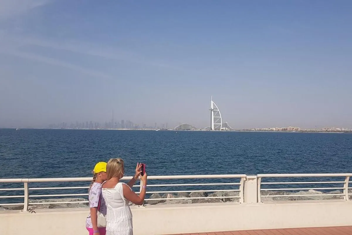 Image 1 of Dubai Private City Tour Up To 5 Person Day Or Night – Audi Q7
