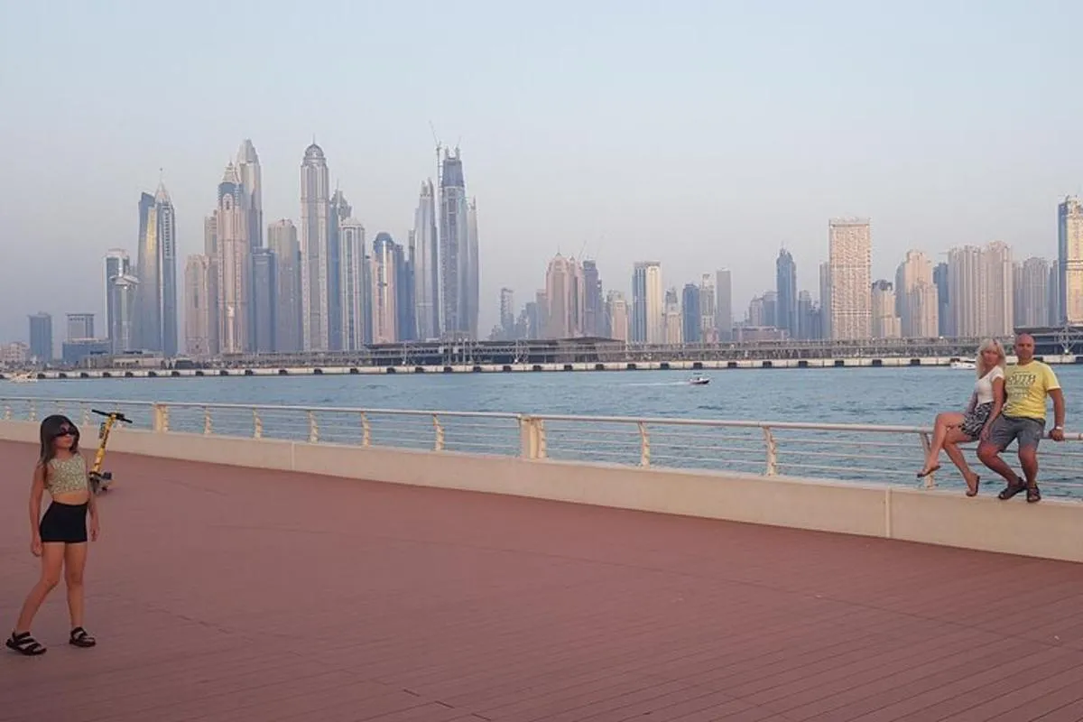 Image 2 of Dubai Private City Tour Up To 5 Person Day Or Night – Audi Q7