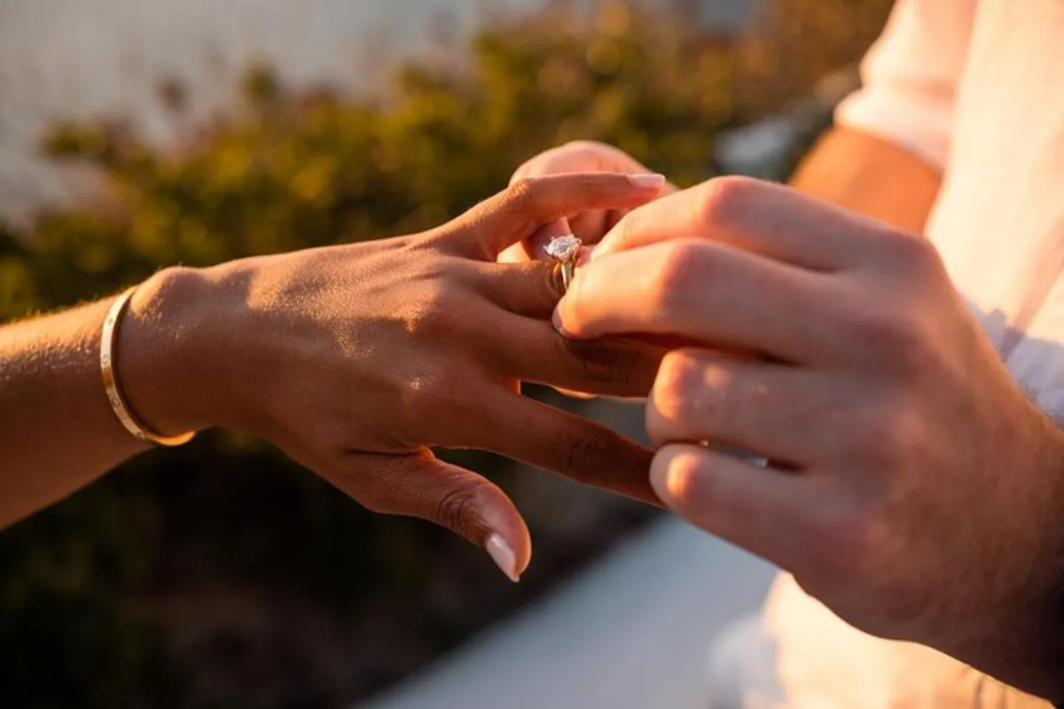 Image 5 of Dubai Proposal Photoshoot