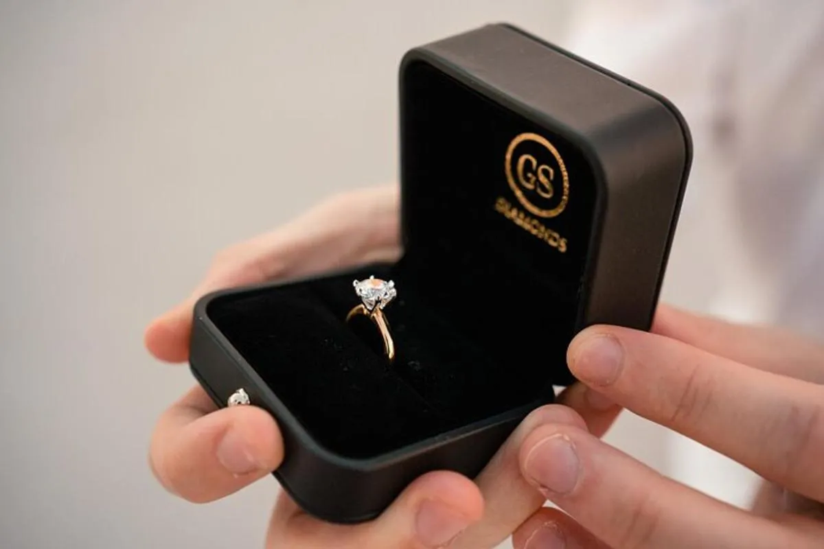 Image 6 of Dubai Proposal Photoshoot