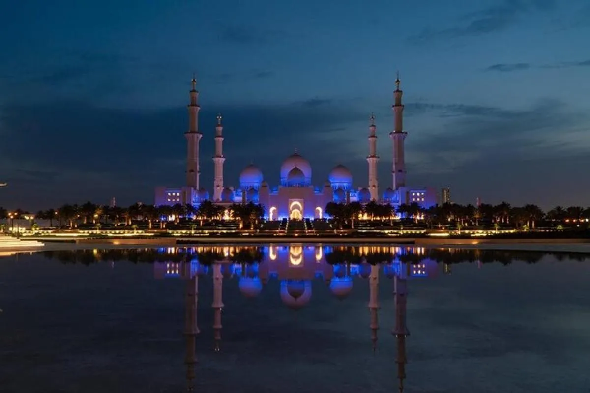 Image 0 of Exclusive Full-Day Abu Dhabi City Tour with Sheikh Zayed Mosque