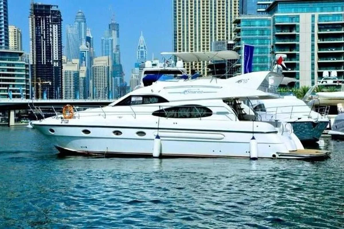 Image 2 of Exclusive Luxury Yacht Ride