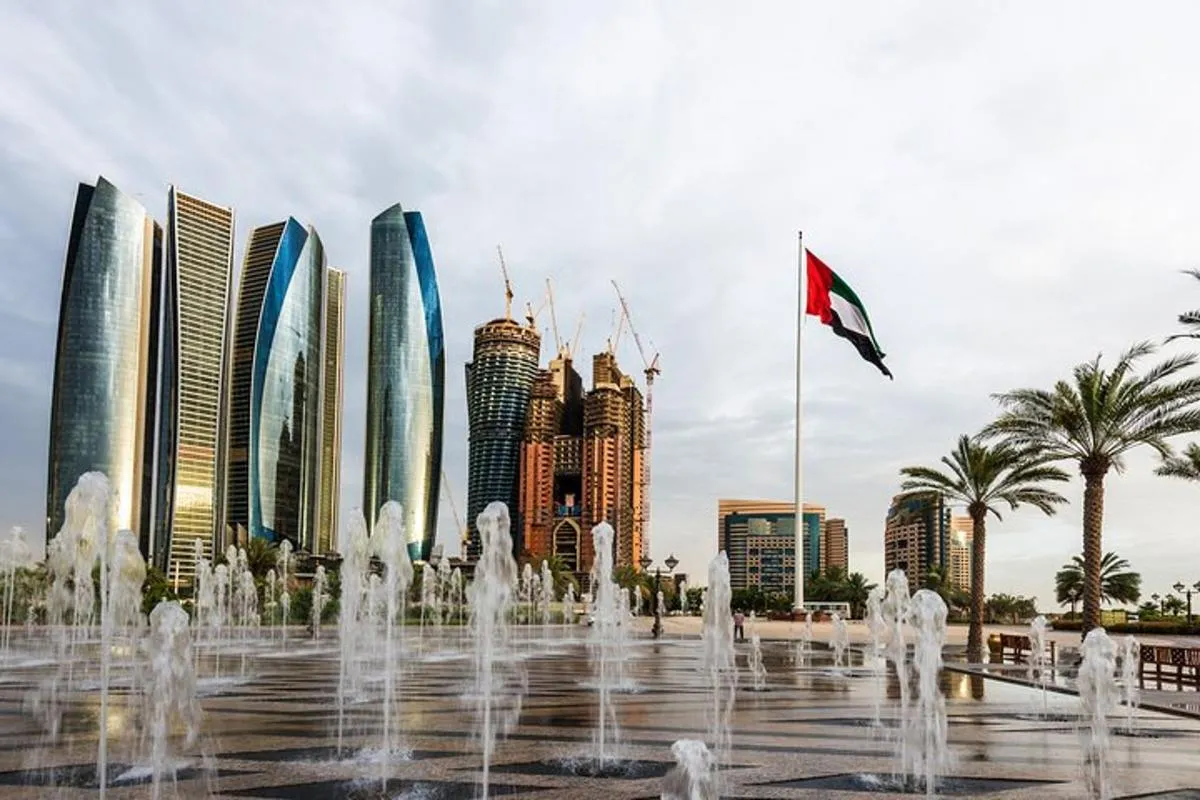 Image 3 of From Abu Dhabi: Sheikh Zayed Mosque, Royal Palace & Etihad Tower