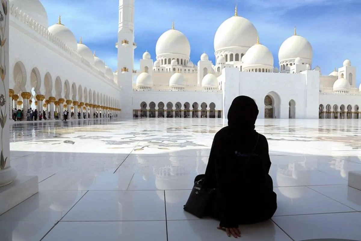 Image 2 of From Dubai: Abu Dhabi City Sightseeing And Sheikh Zayed Mosque