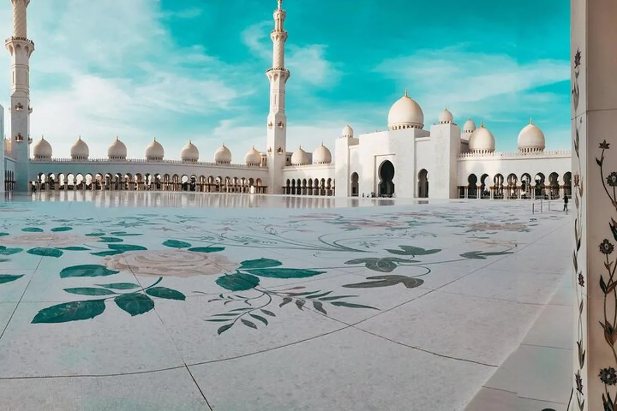 Image 0 of From Dubai : Abu Dhabi Private City Tour