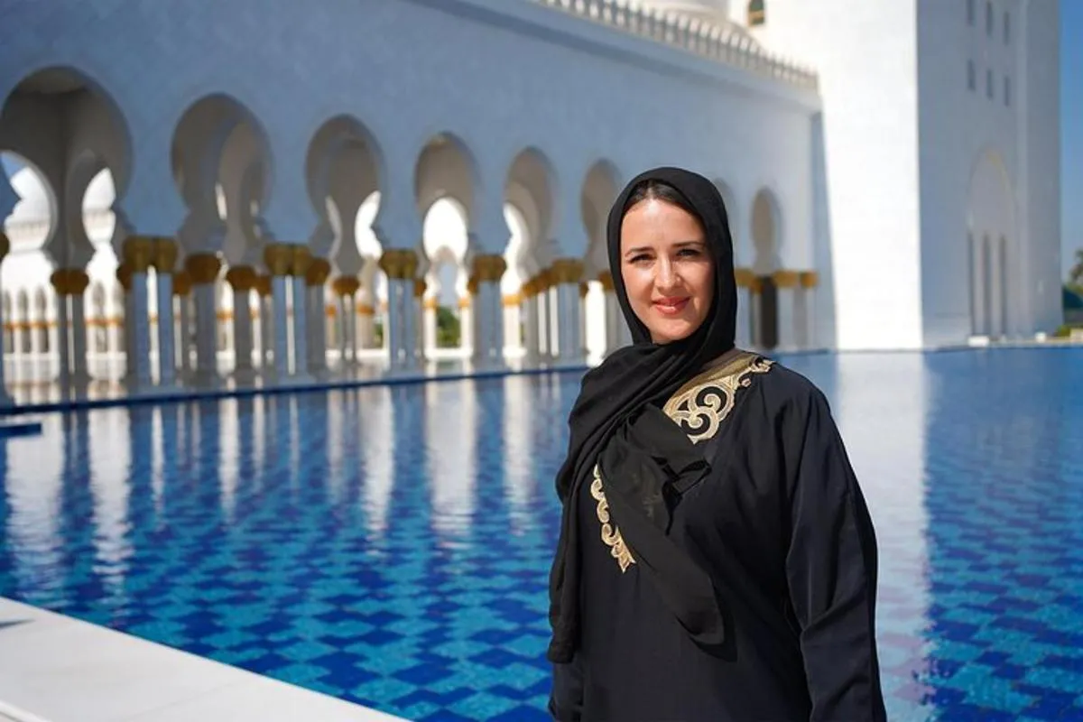 Image 3 of From Dubai: Abu Dhabi Sheikh Zayed Grand Mosque Guided Tour