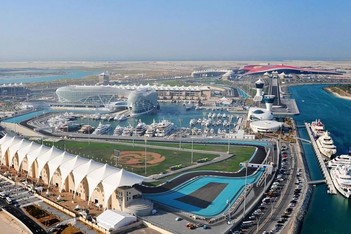 Image 1 of From Dubai: Abu Dhabi Tour w/ Grand Mosque & Qasar Al Watan