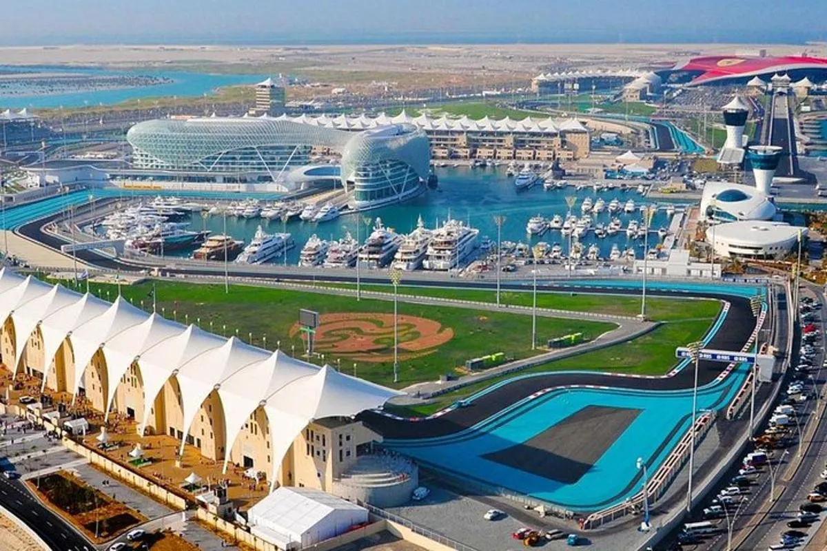 Image 4 of Full Day Abu Dhabi City Tour + BAPS Mandir Visit, guide transfer