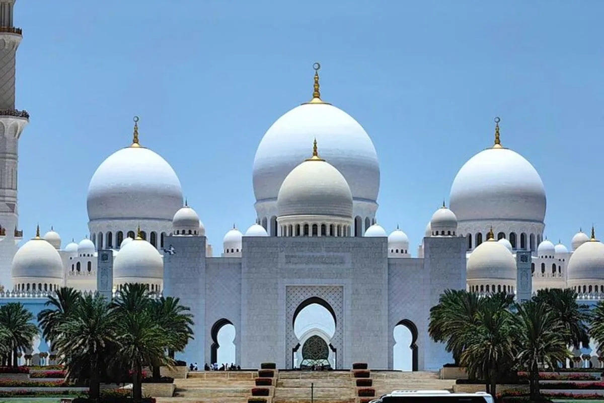 Image 3 of Full Day Shared Tour to Abu Dhabi City