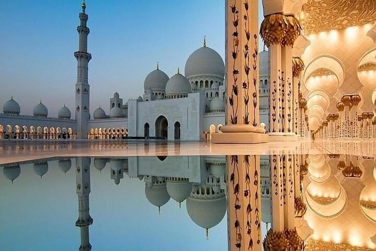 Image 2 of Fully Guided Abu Dhabi Tour From Dubai