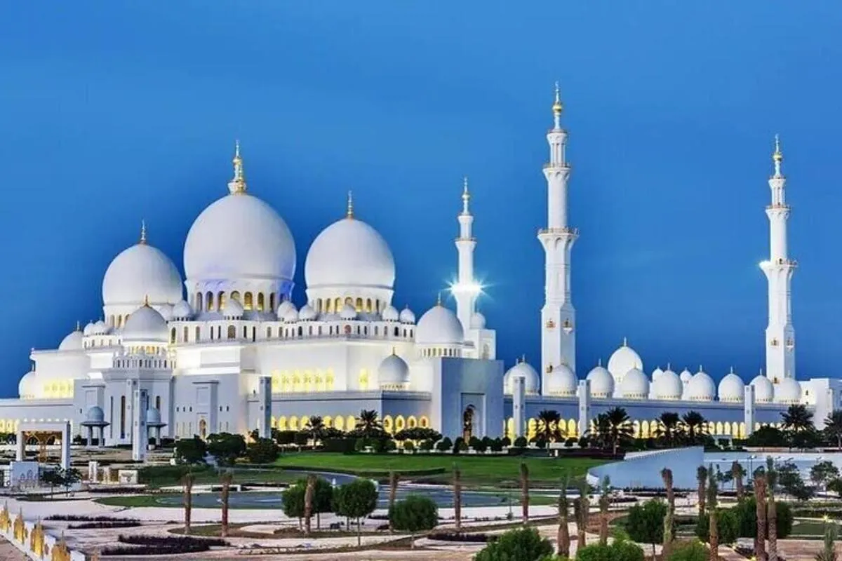 Image 3 of Fully Guided Abu Dhabi Tour From Dubai