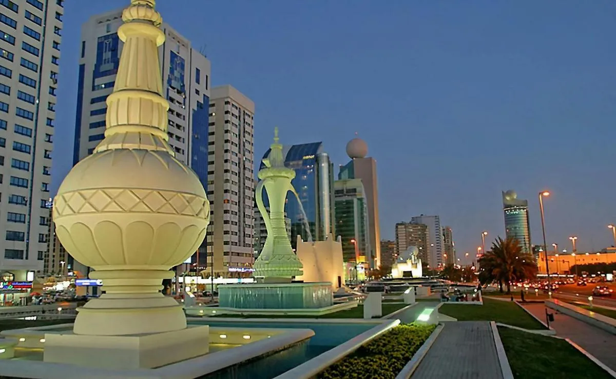Image 3 of Guided Abu Dhabi City Tour