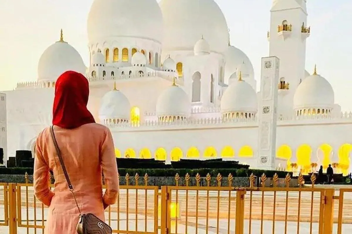 Image 0 of Guided Abu Dhabi City Tour with Sheikh Zayed Grand Mosque