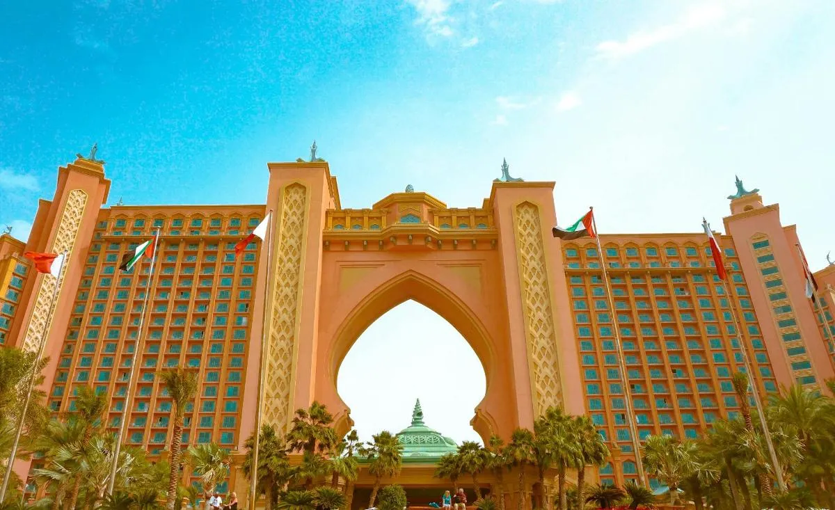 Image 1 of Half-day City Tour and AlFarooq Mosque Visit