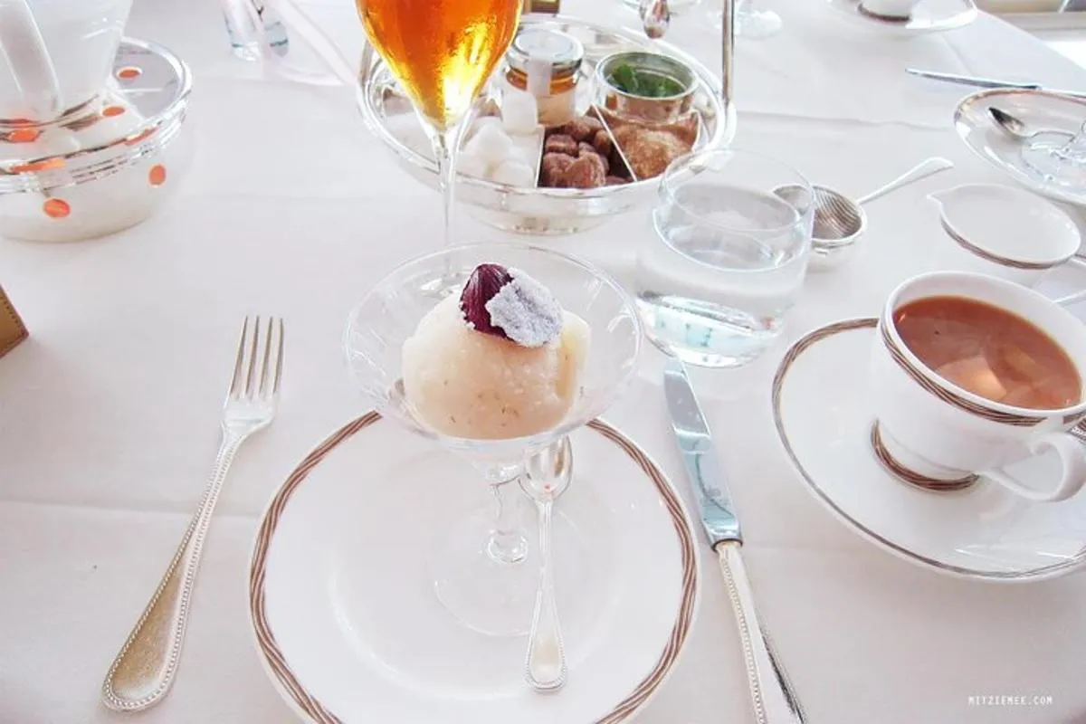 Image 6 of High Tea Experience at Burj Al Arab with Pickup and Drop off