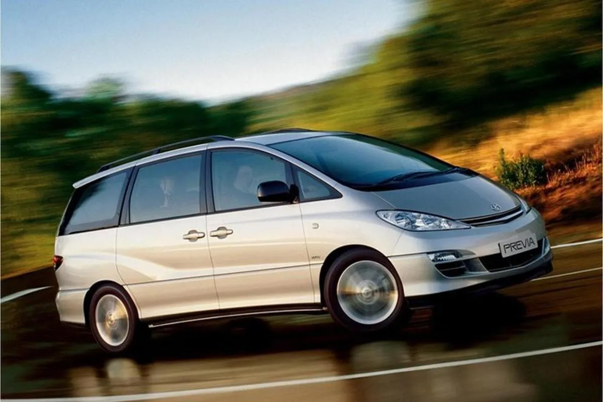 Image 3 of Intercity Transfer Dubai by 7 Seater Minivan