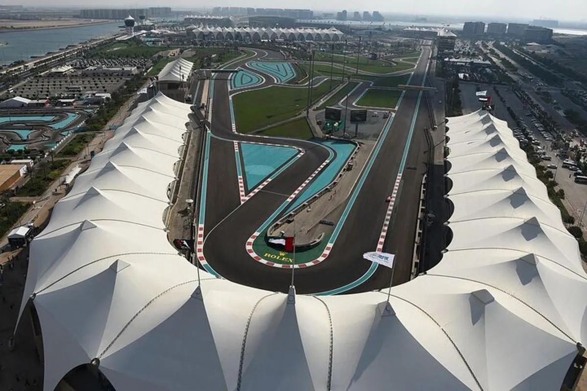 Image 4 of Layover & Stopover in Abu dhabi Private Tour.