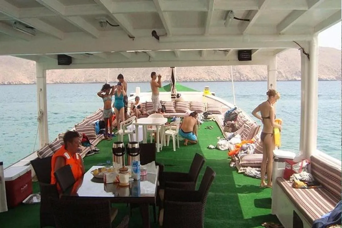 Image 4 of Musandam Dibba Cruise with Buffet Lunch