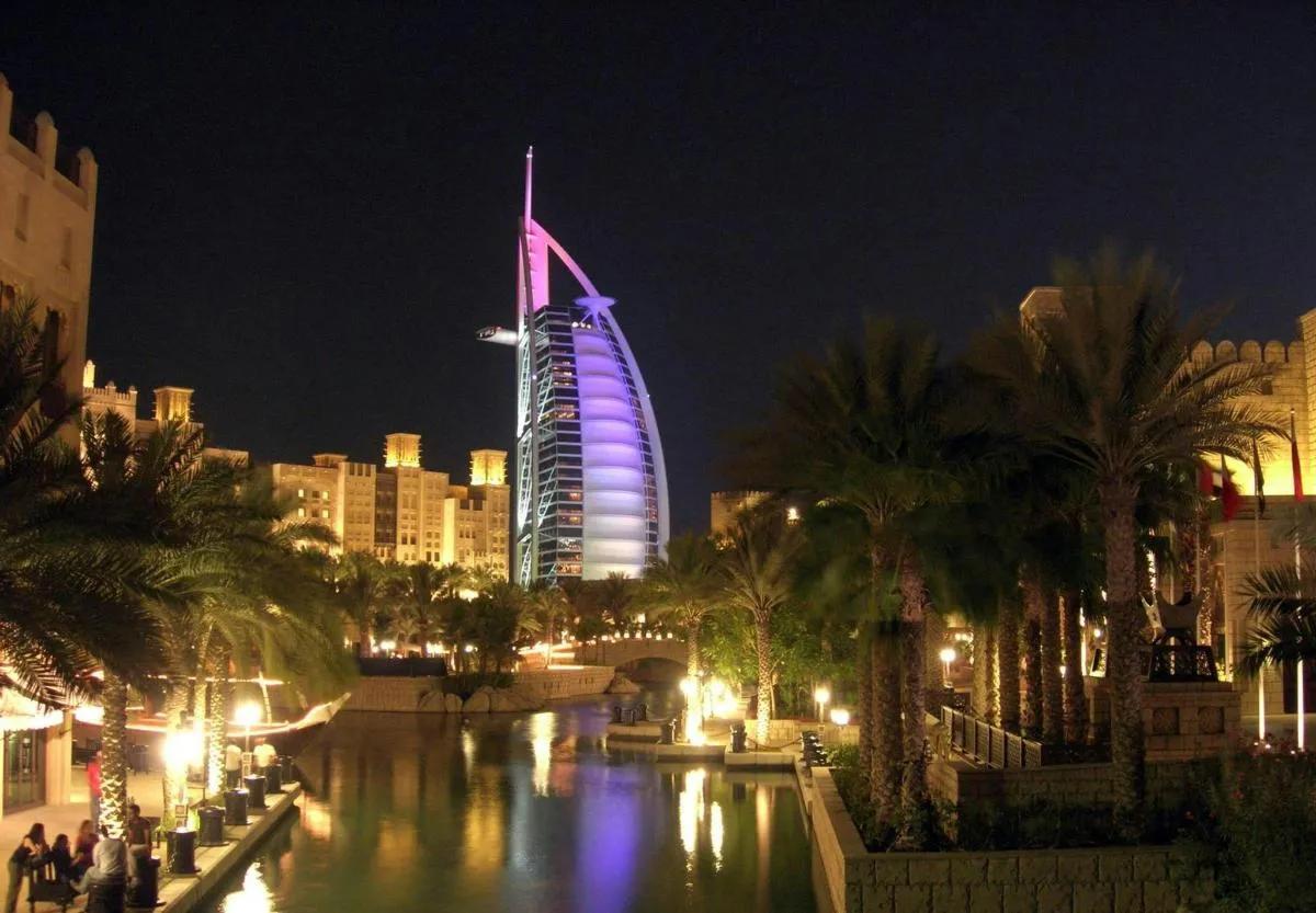 Image 4 of Night City Tour