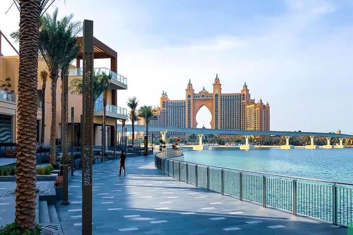 Image 3 of Palm Jumeirah Island Tour with Revolving 360 view from The View at The Palm !