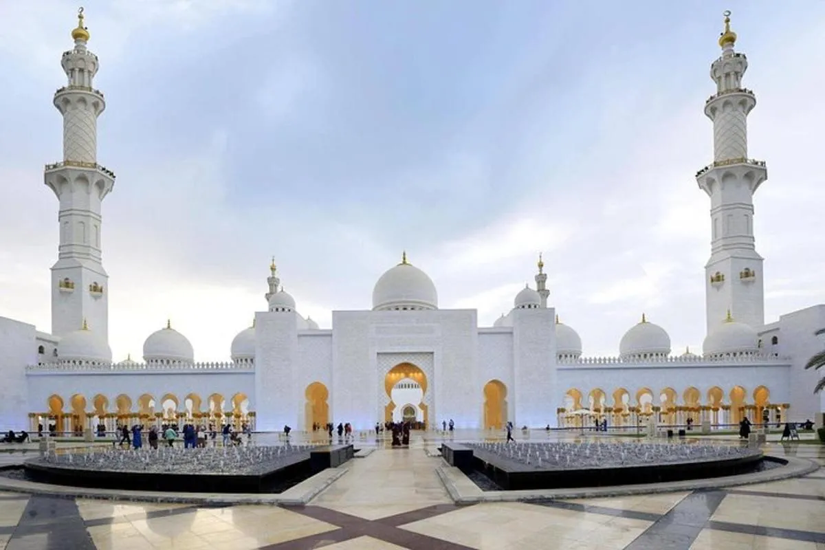 Private Abu Dhabi City Guided Tour