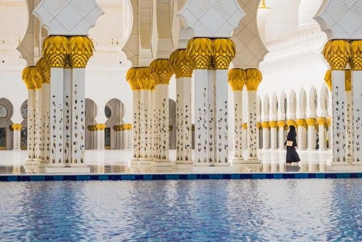 Image 5 of Private Abu Dhabi City Tour with Ferrari World Including Transfer