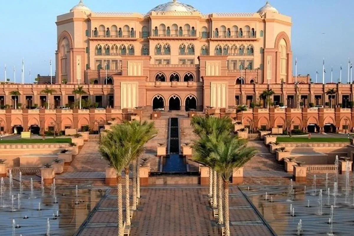 Image 6 of Private Abu Dhabi City tour with Gold Coffee at Emirates Palace