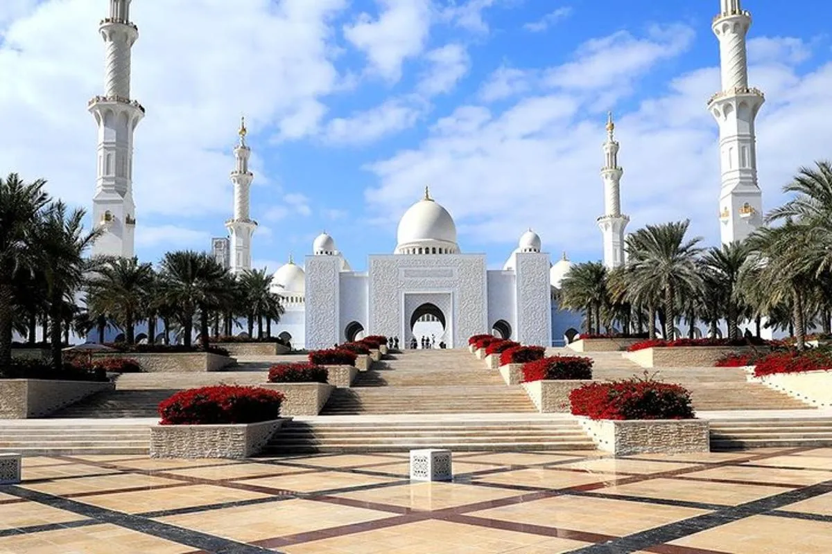Image 3 of Private Abu Dhabi Full Day City Tour