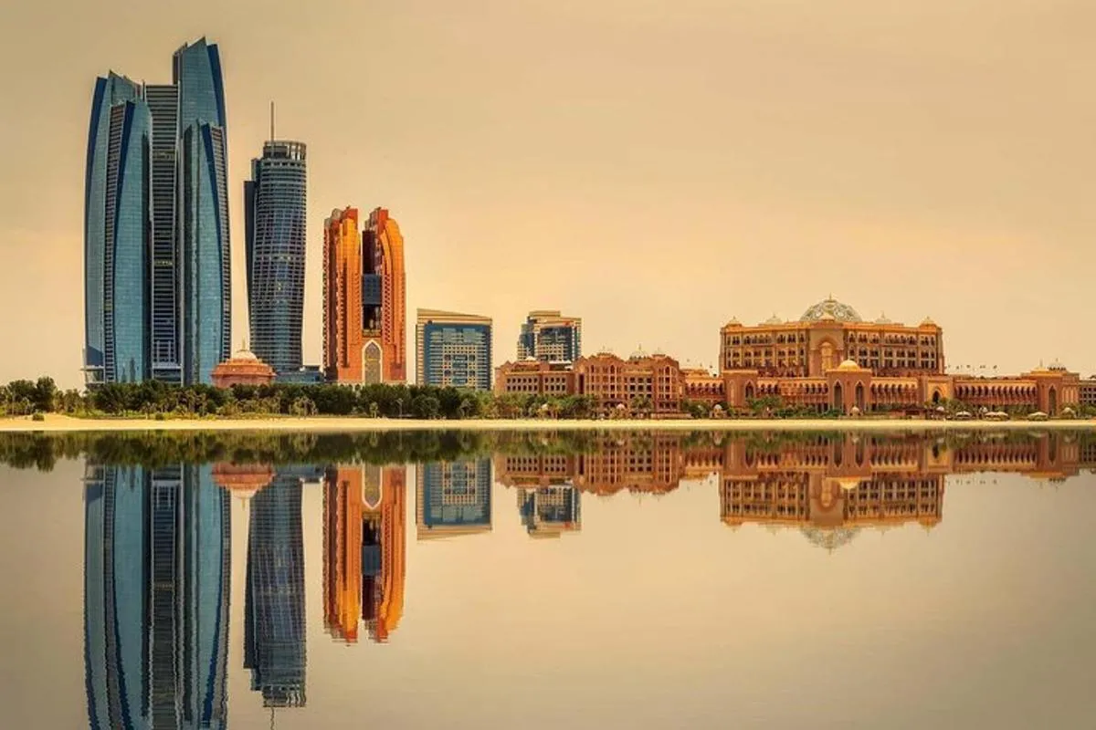 Image 4 of Private Abu Dhabi Tour – Exclusive Vehicle