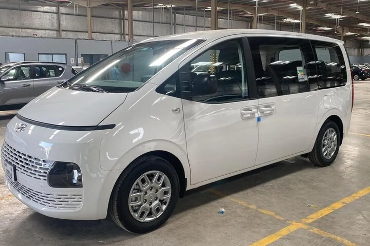 Image 5 of Private Minivan Arrival or Departure Transfer Dubai Airport DXB