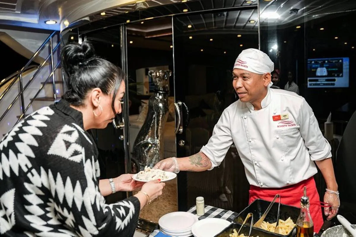 Image 4 of Superyacht Experience in Dubai with Dinner and Live Music
