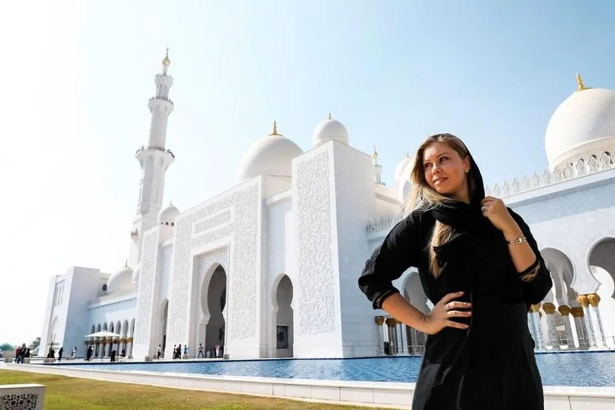 Image 0 of Visit Abu Dhabi Sheikh Zayed Grand Mosque in Dubai