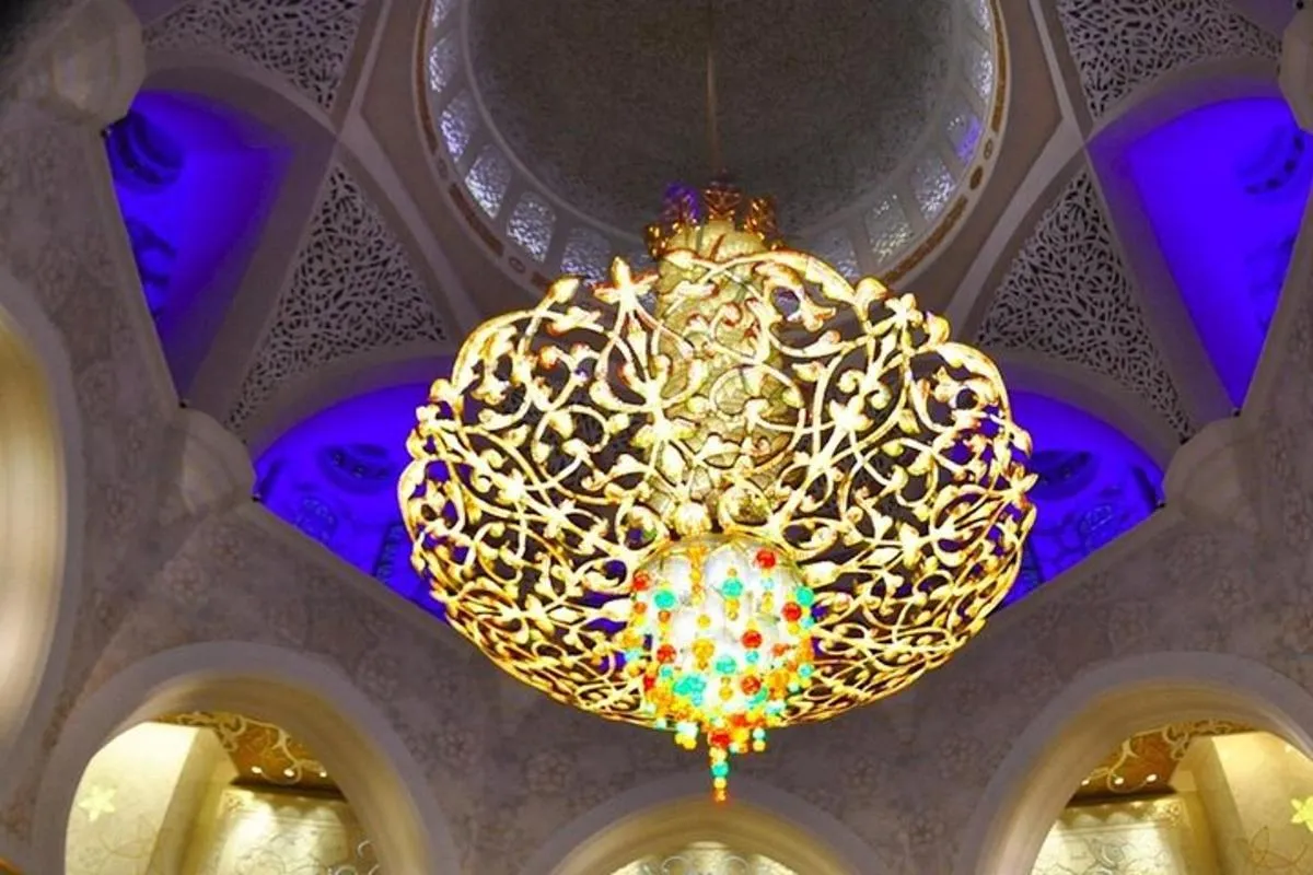 Image 1 of Visit Abu Dhabi Sheikh Zayed Grand Mosque in Dubai