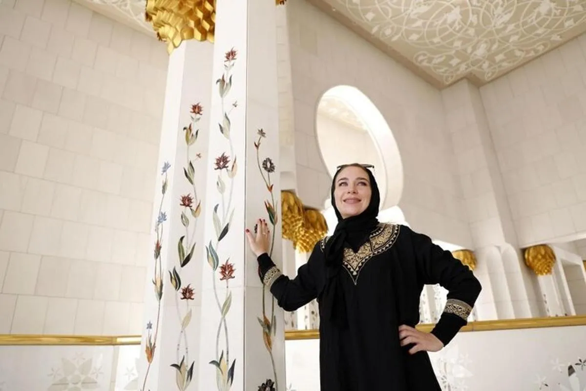 Image 2 of Visit Abu Dhabi Sheikh Zayed Grand Mosque in Dubai