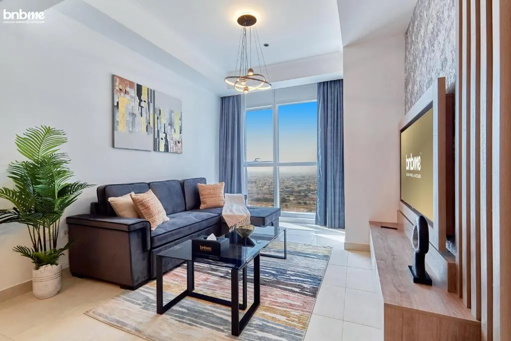 bnbmehomes – Contemporary Apt in Business Bay – 2042