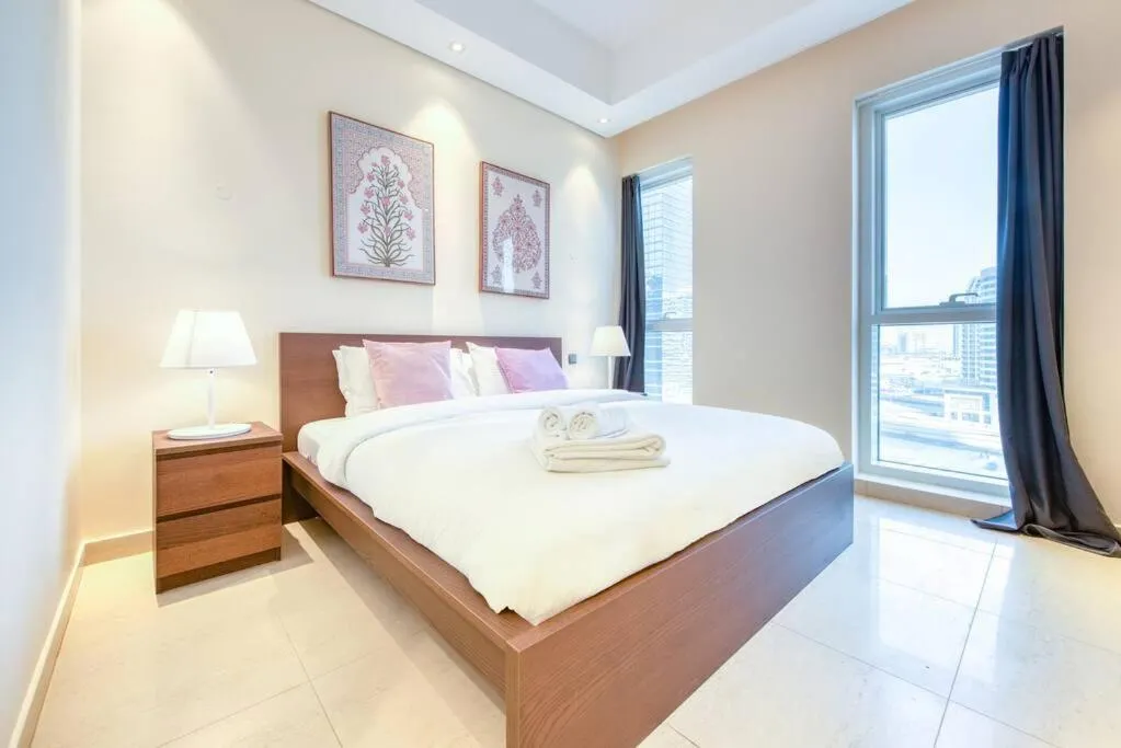 1BR + maid room Apartment in Downtown Dubai - 2