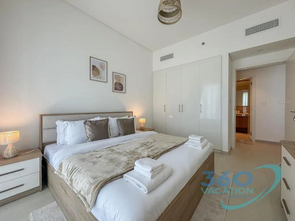 360 Vacation – Luxurious Downtown views 1BR Apartment Tower 3