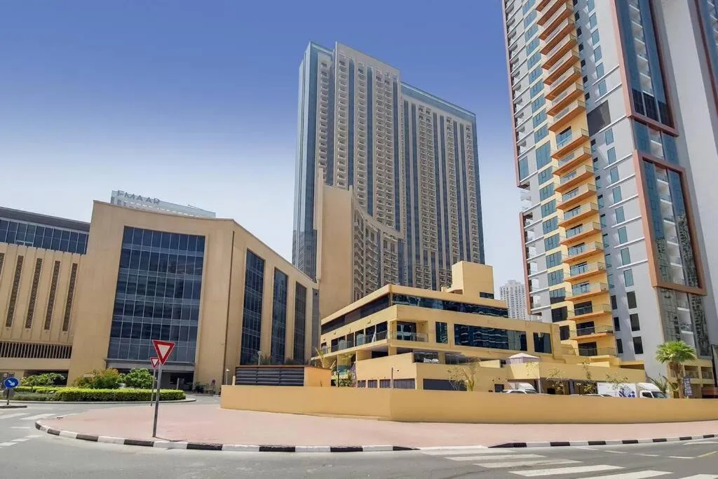 5-Star Address Dubai Marina Mall Stunning Marina Views 3-Bedroom - 2