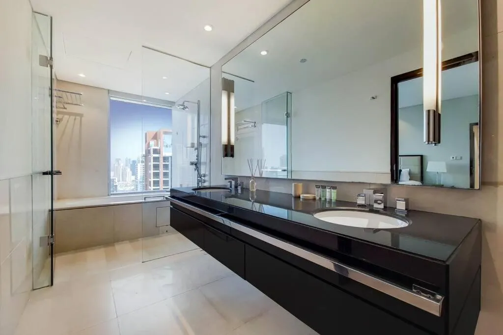 5-Star Address Dubai Marina Mall Stunning Marina Views 3-Bedroom - 3