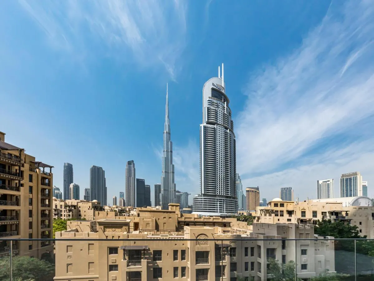 5 min walk to Dubai Mall, Burj View Pool, Luxury 1 BR - 2