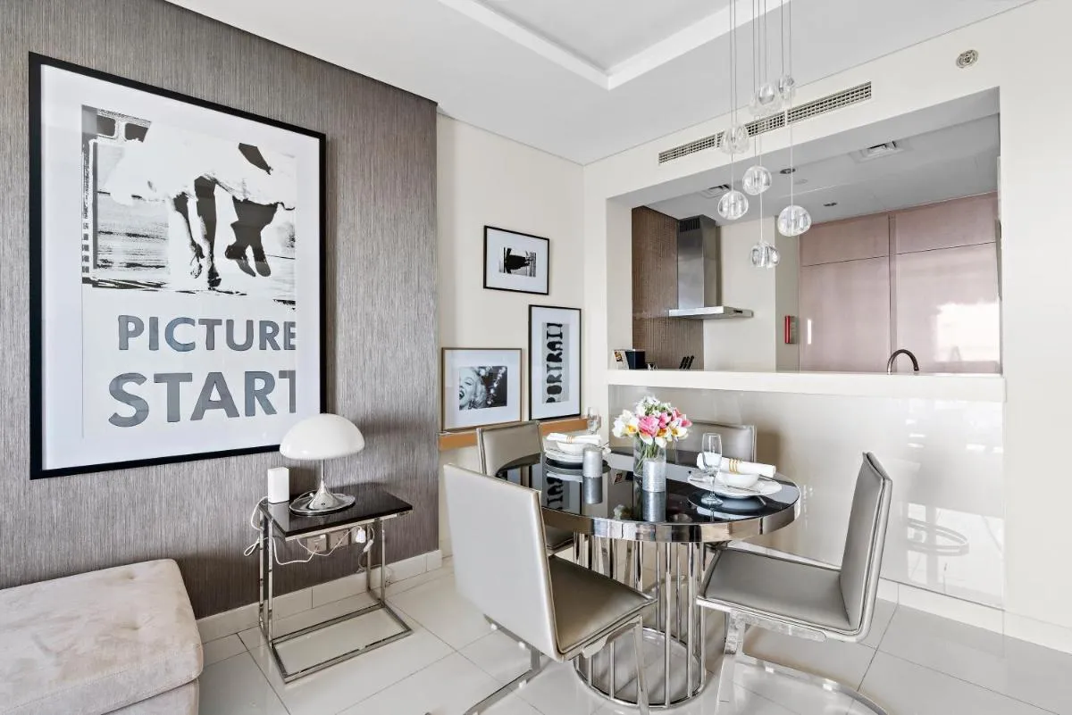ALiving Luxury 1BR Paramount Tower Business bay with Burj Khalifa View 6203 - 3