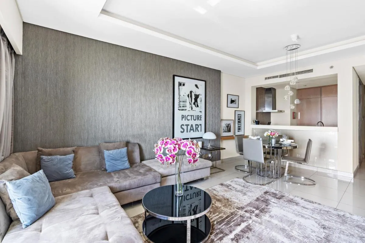 ALiving Luxury 1BR Paramount Tower Business bay with Burj Khalifa View 6203 - 2
