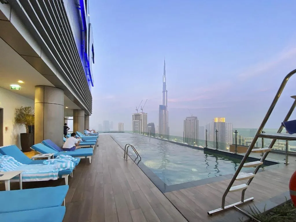 ALiving Luxury 2BR Infinity Pool Paramount Hotel Midtown-2812
