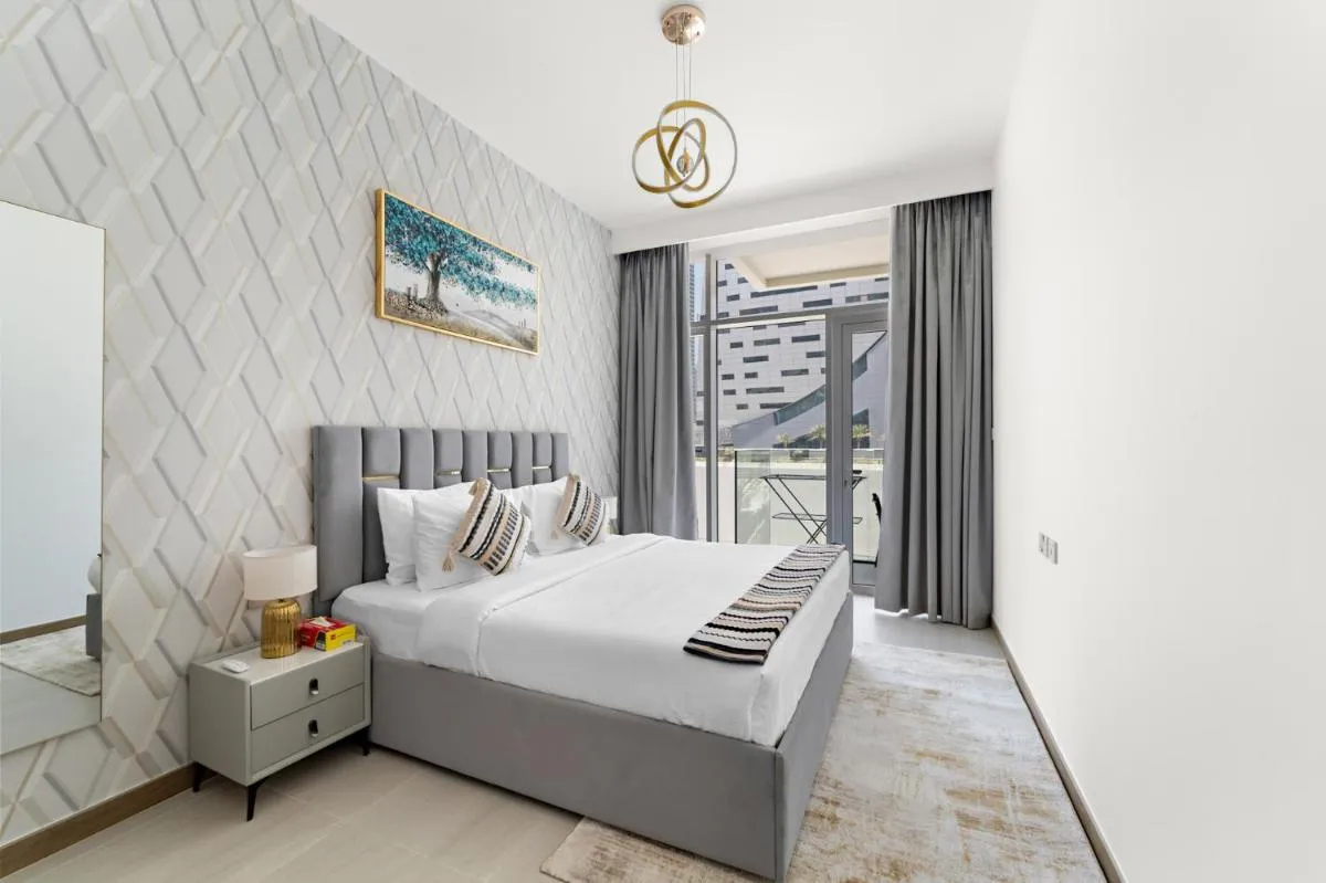 A Living Modern 1BR Oasis in Missoni Tower-211 - 2