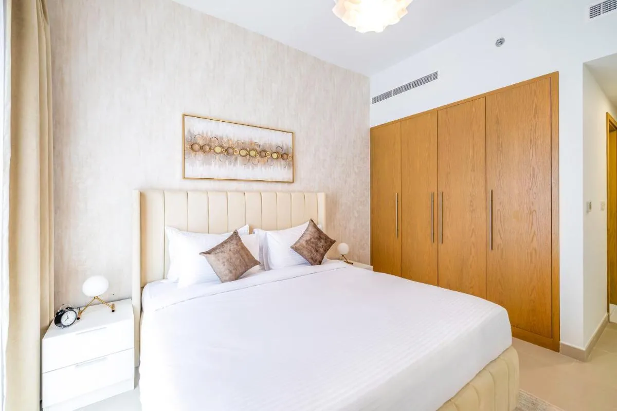ALiving Supreme 1 bedroom at Bellevue Towers-1 Downtown Dubai - 2