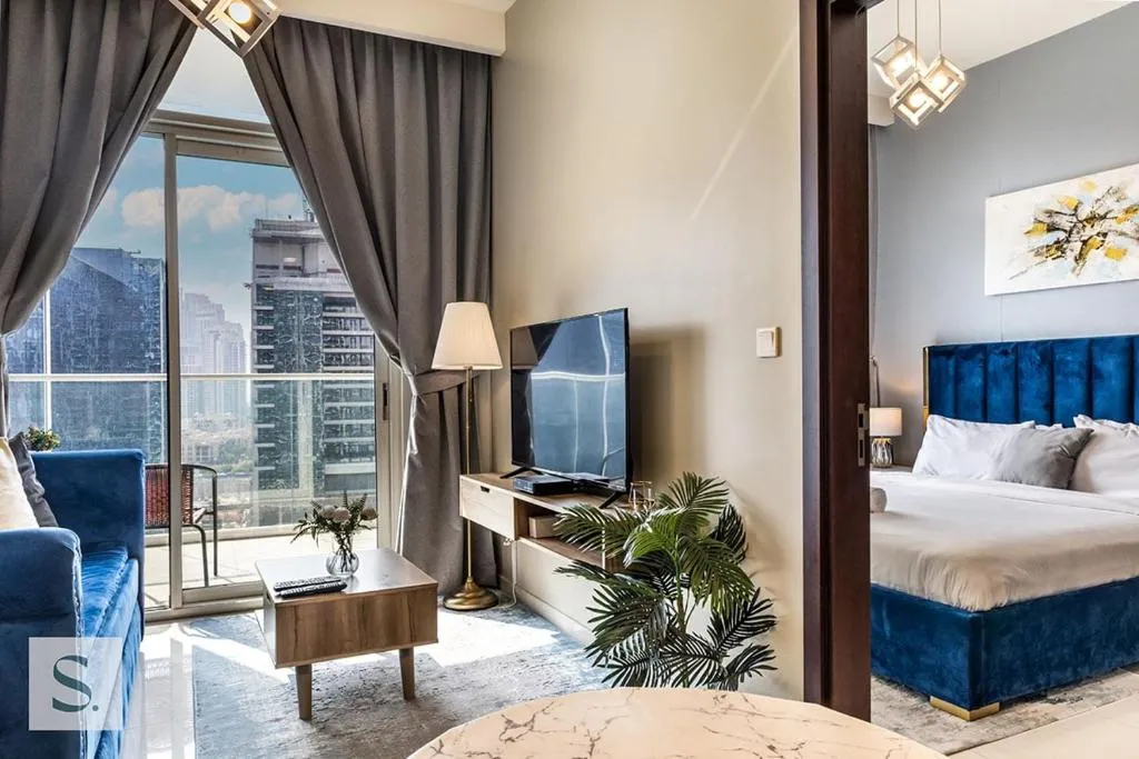 AWS Holiday Homes – Lux Gateaway near Dubai Mall